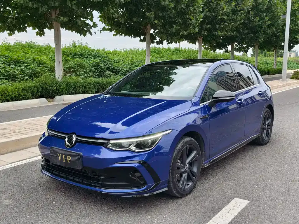 Volkswagen Golf 2021