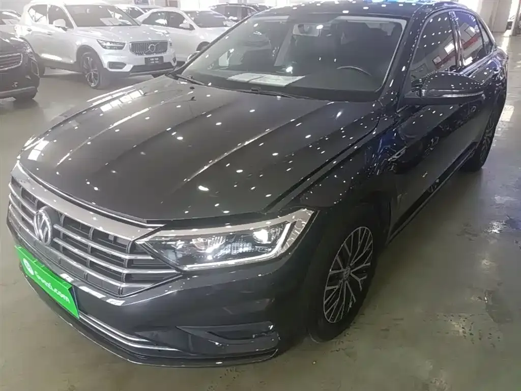 Volkswagen Sagitar 2021