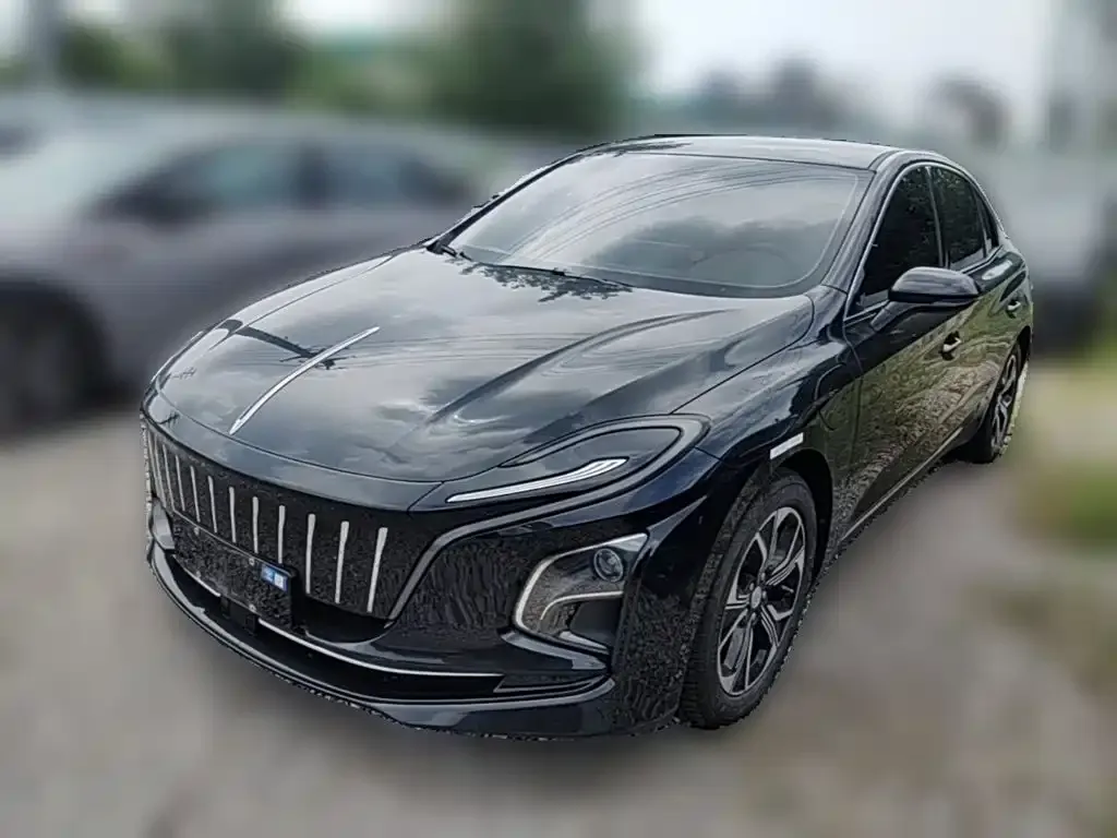 Hongqi E-QM5 2024