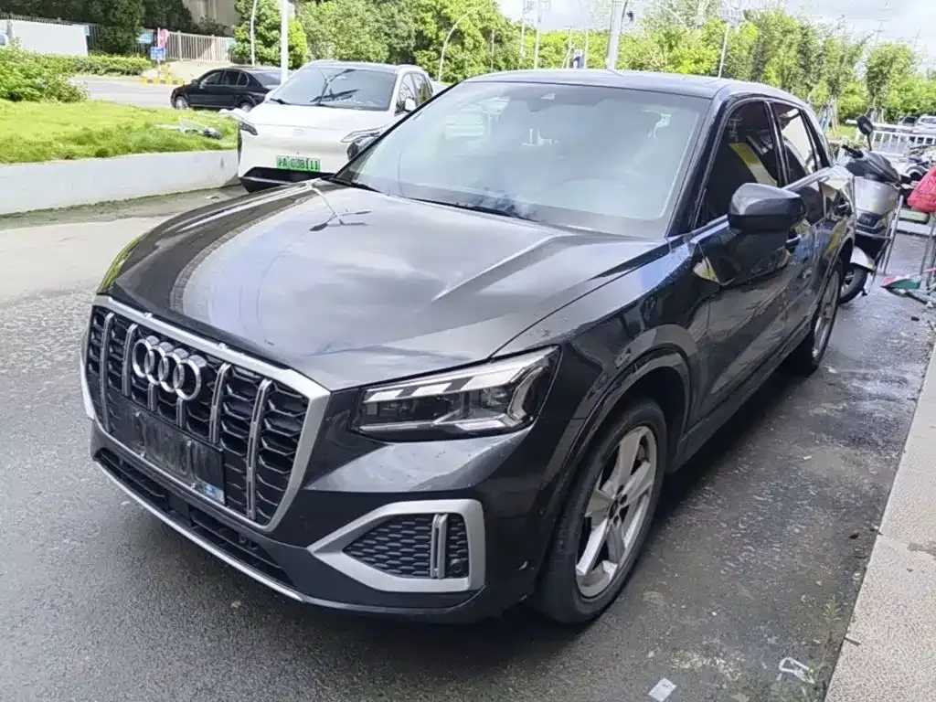 Audi Q2L 2022