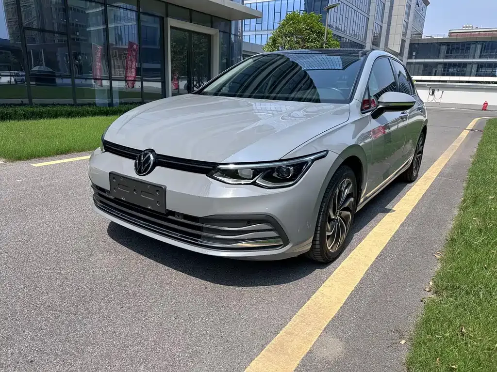 Volkswagen Golf 2022