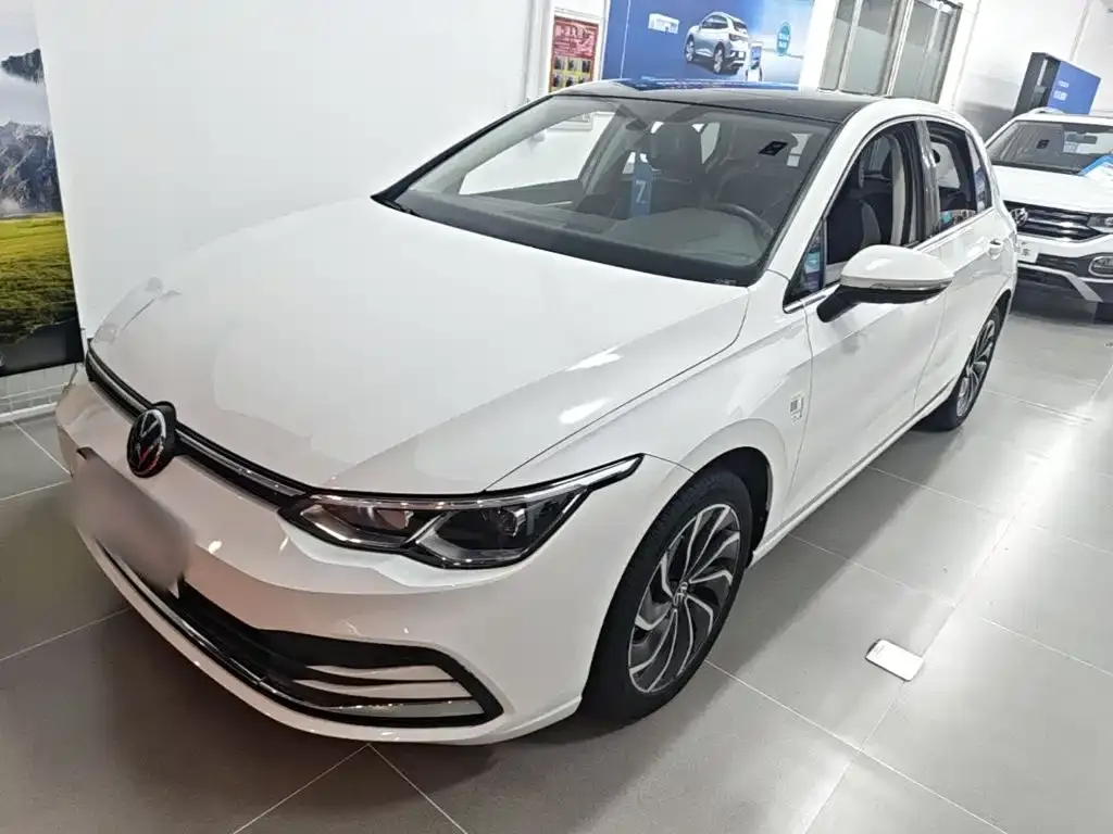 Volkswagen Golf 2024