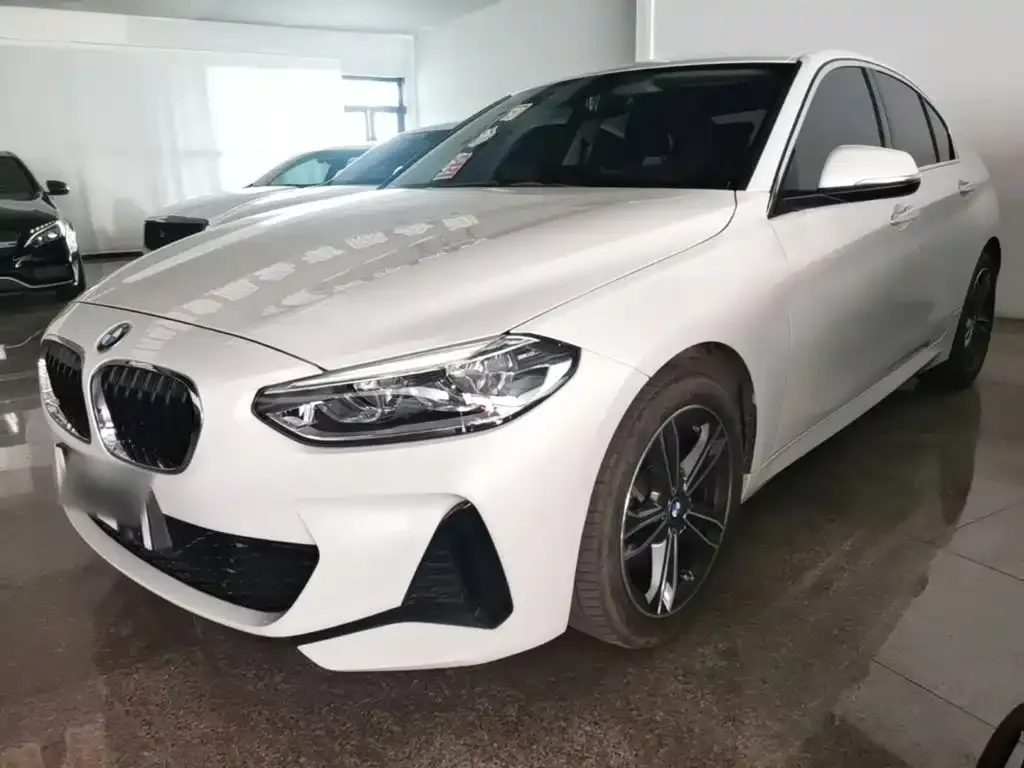 BMW 1 Series 2021