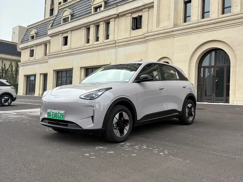 Geely Starburst 2026