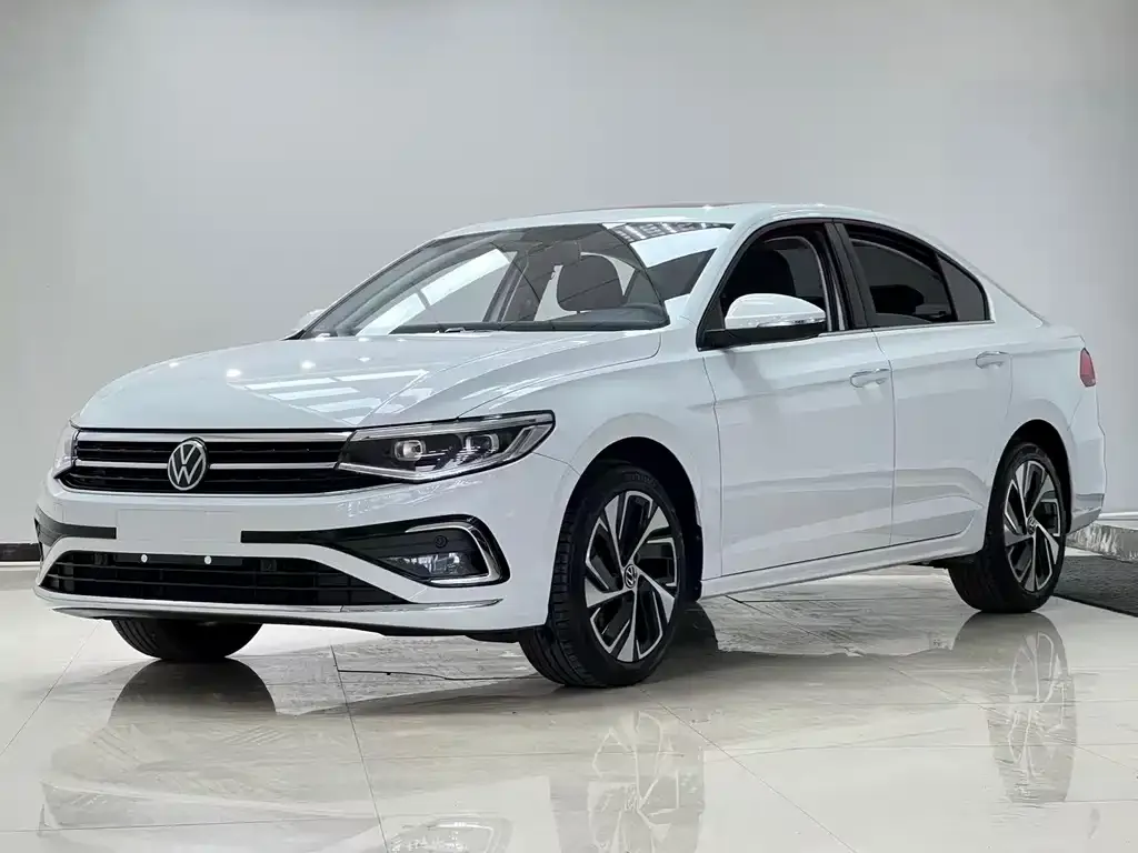 Volkswagen Bora 2023