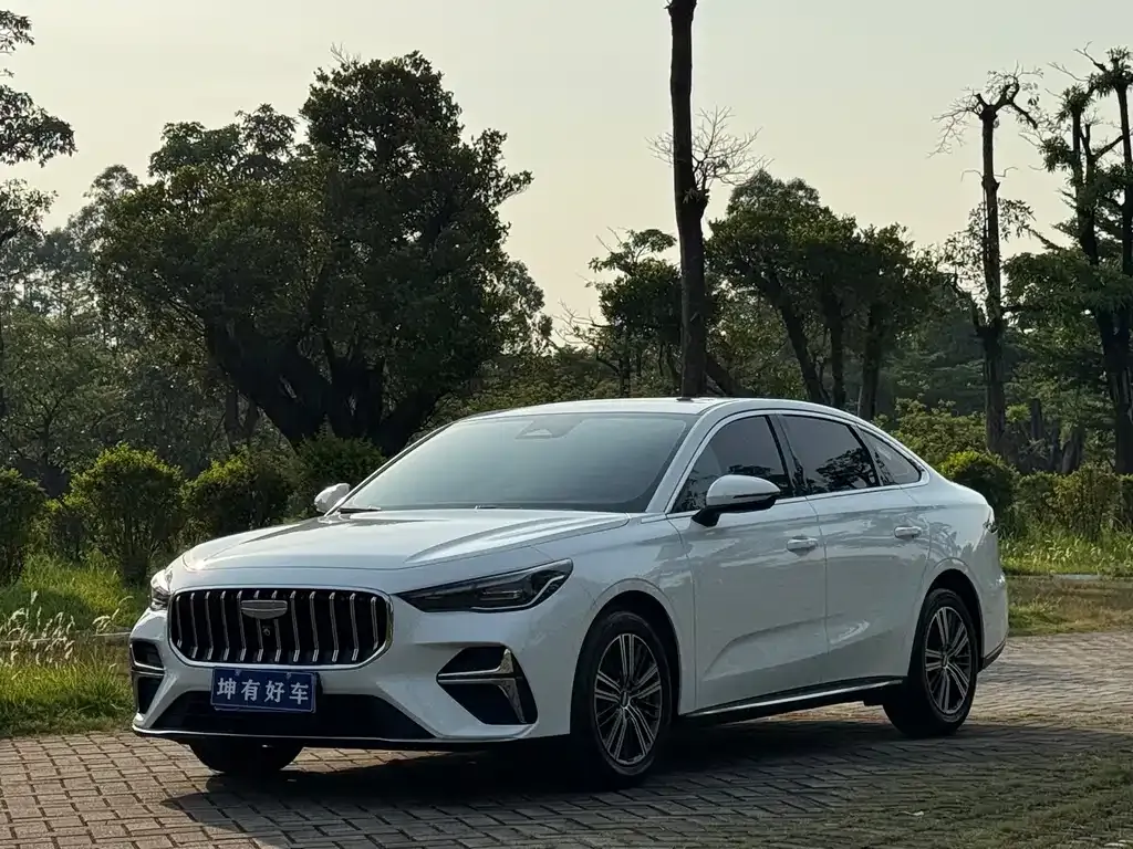Geely Emgrand 2026