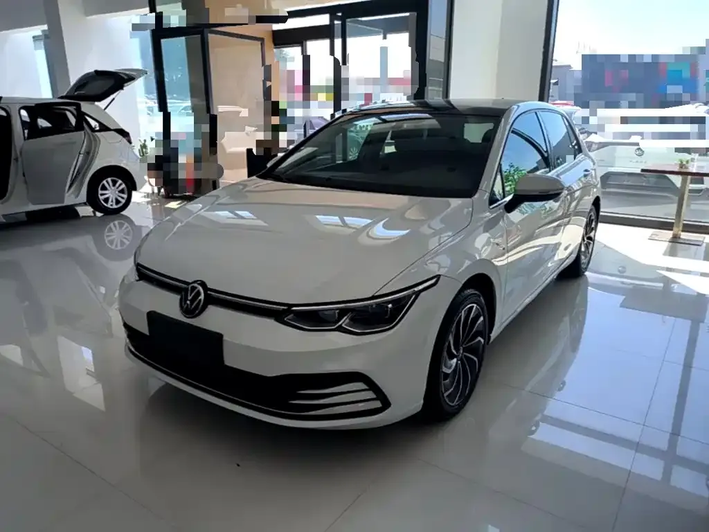 Volkswagen Golf 2024