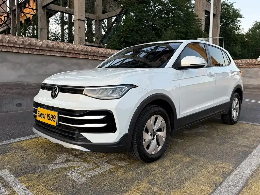Volkswagen Tharu 2025