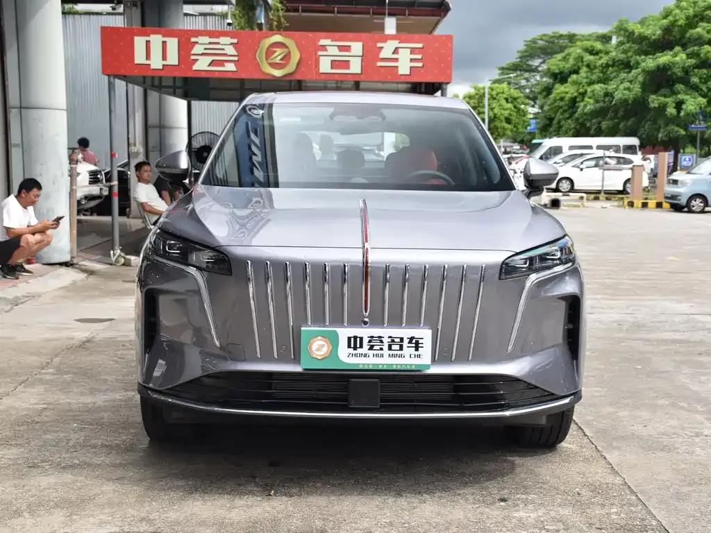 Hongqi Hongqi HS6 PHEV 2025
