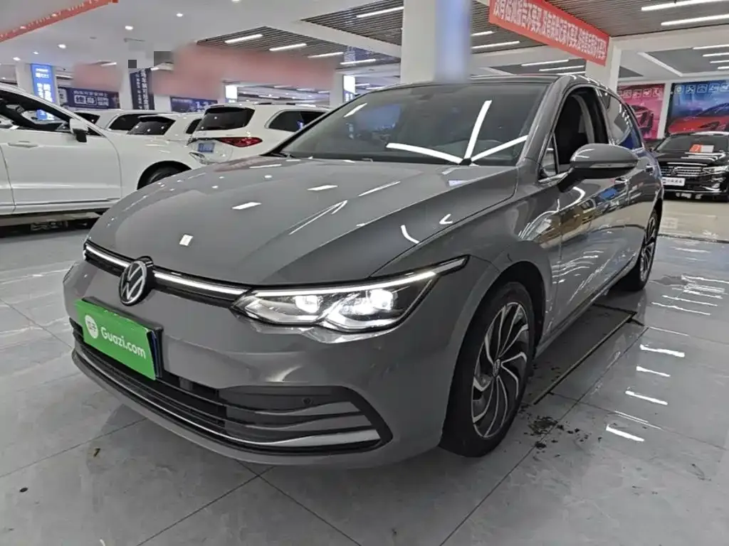 Volkswagen Golf 2024