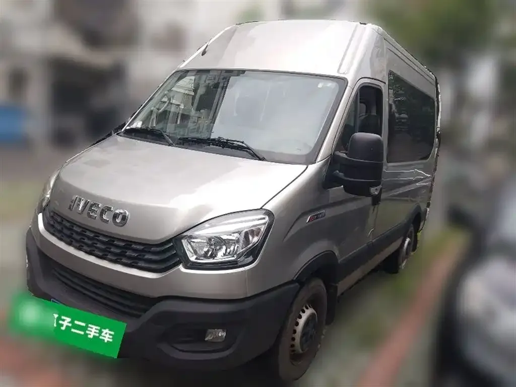 IVECO Ousheng 2022