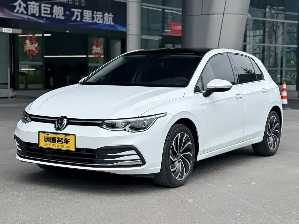 Volkswagen Golf 2024