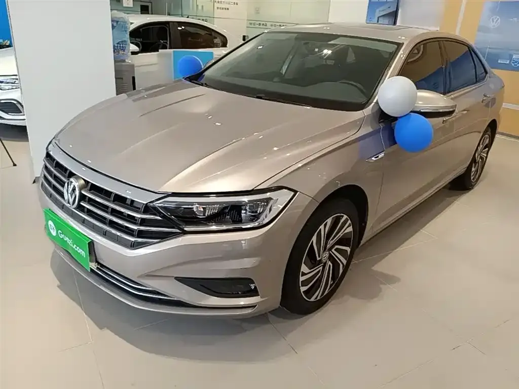 Volkswagen Sagitar 2022