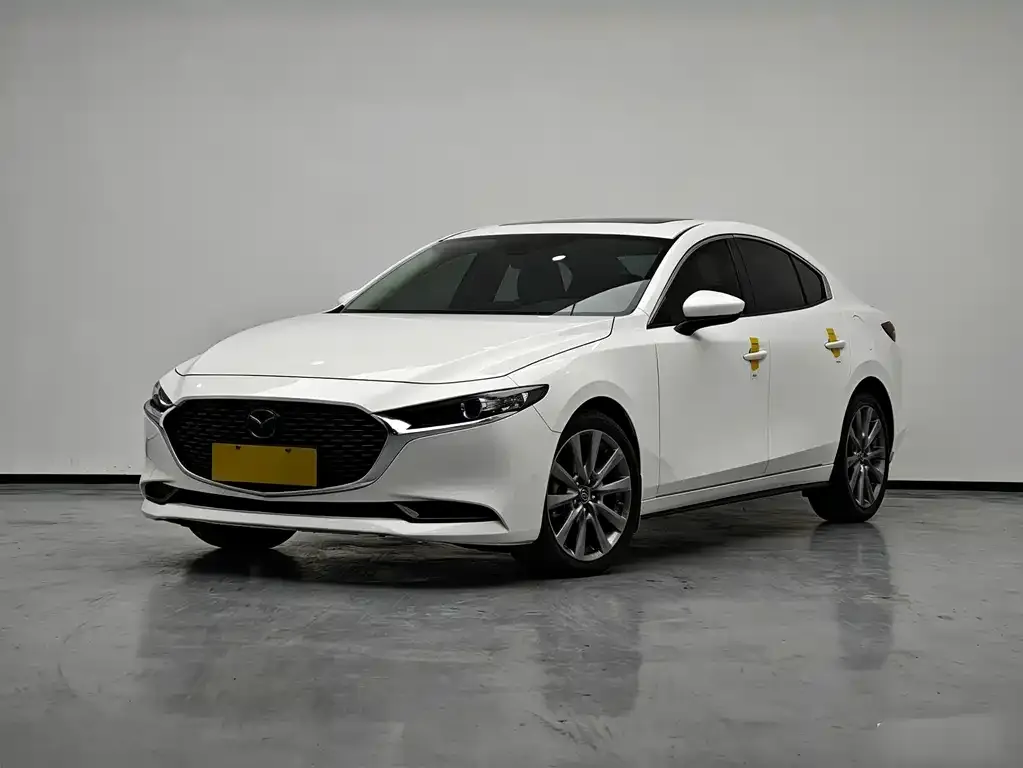 Mazda 3 Axela 2024