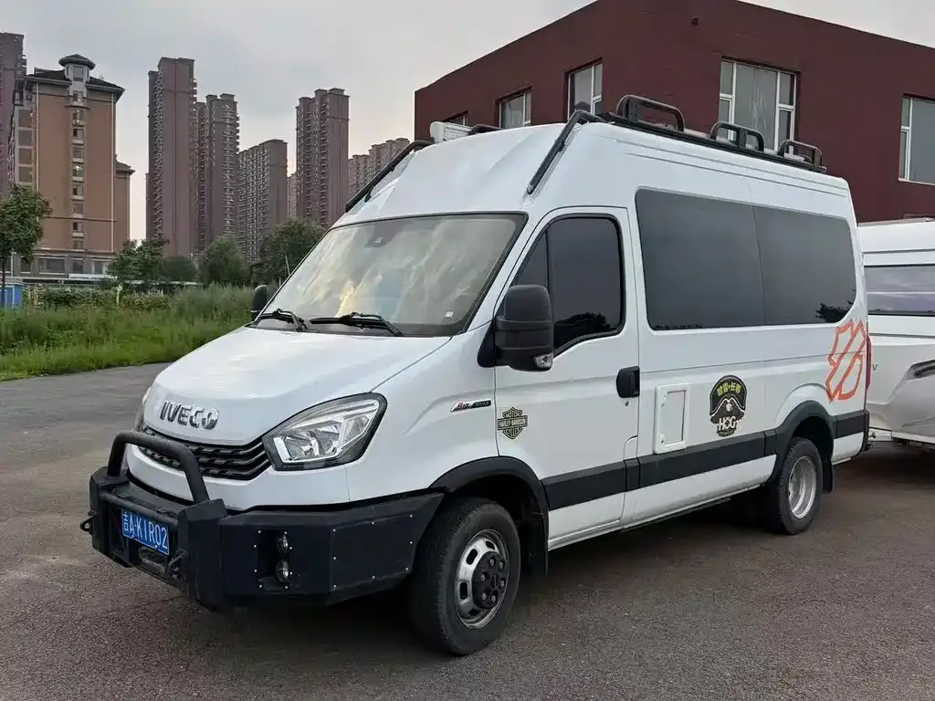 IVECO Ousheng 2023