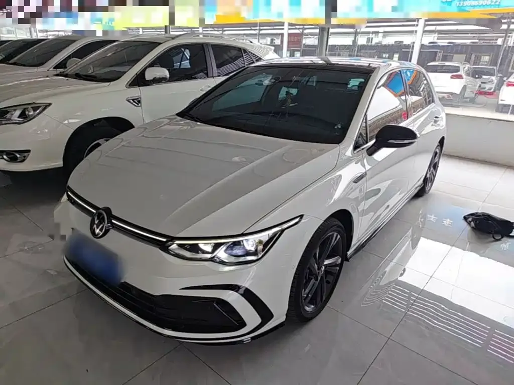 Volkswagen Golf 2024