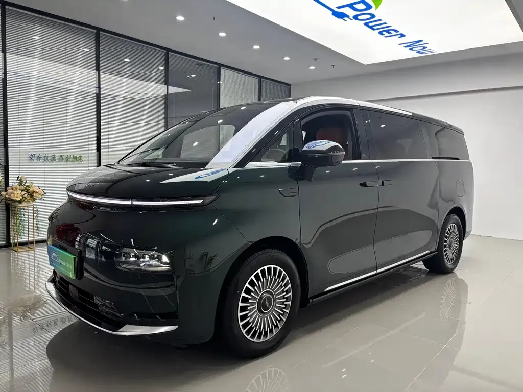 Geely Yizhen L380 2025