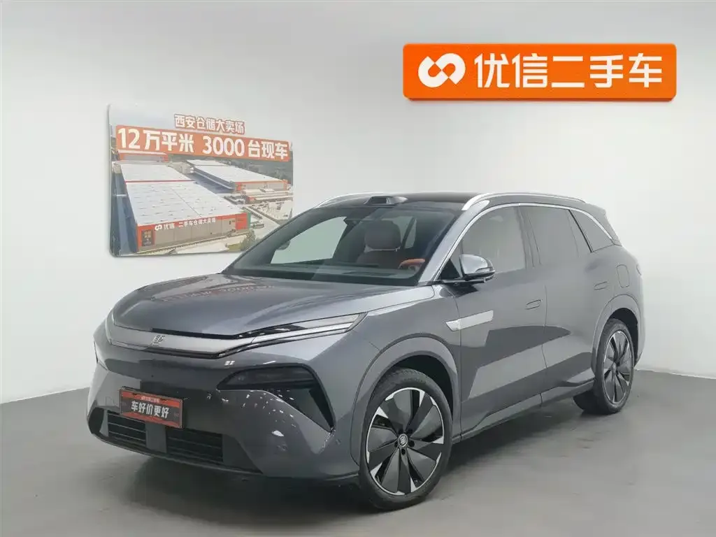 BYD Tang L 2025
