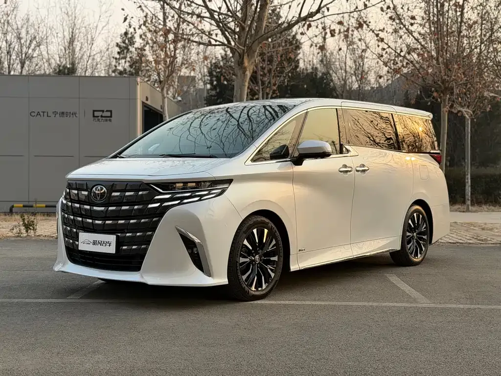 Toyota Alphard 2024