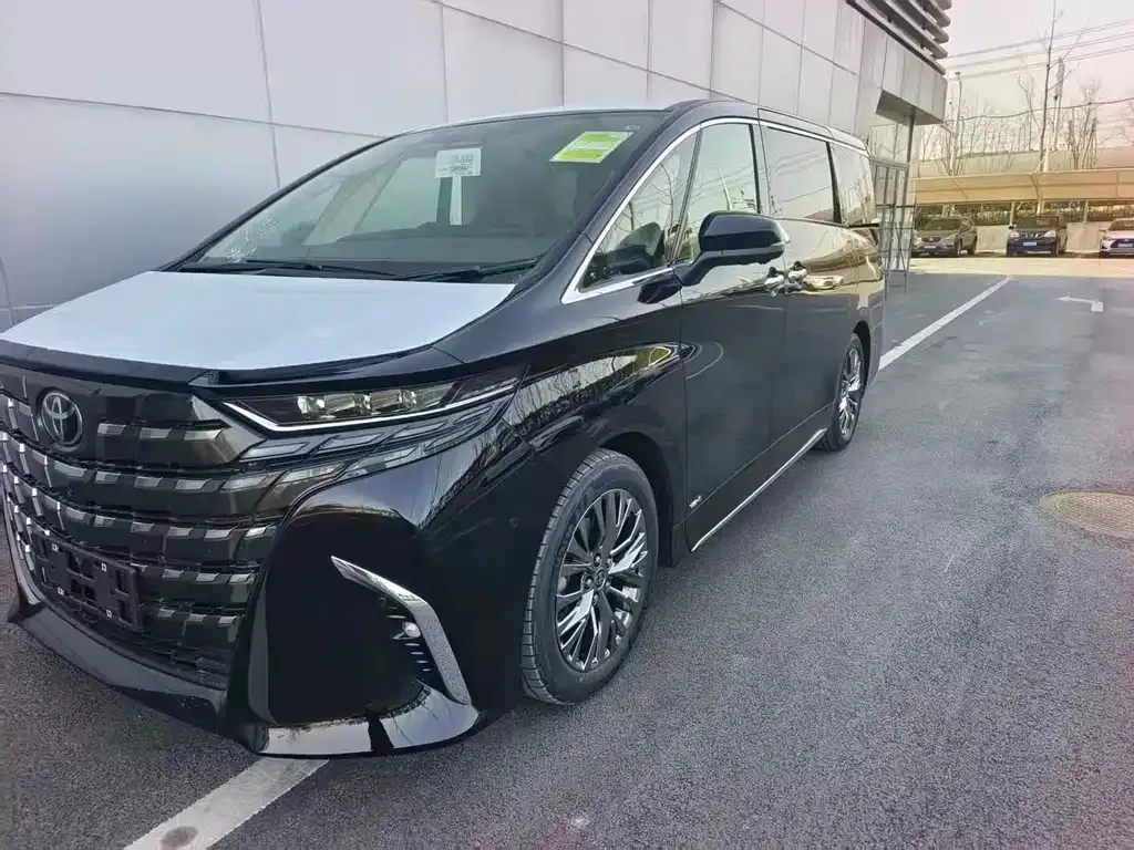 Toyota Alphard 2025