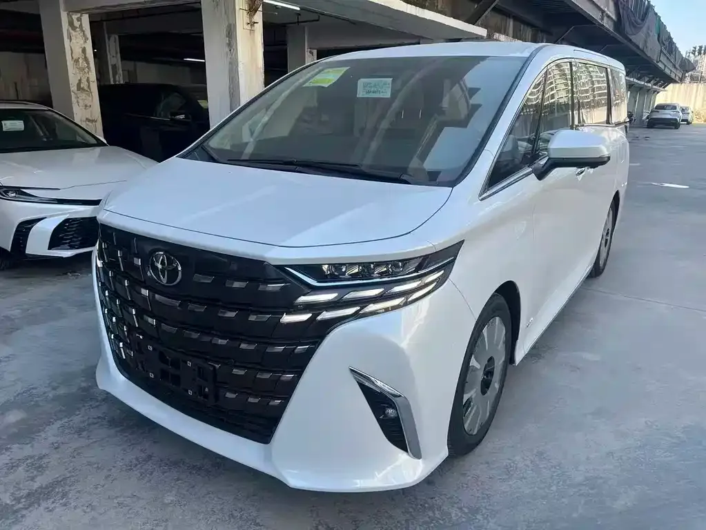 Toyota Alphard 2026