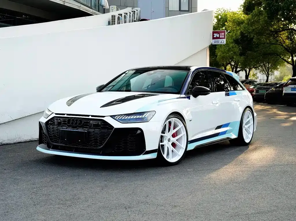 Audi RS 6 2025