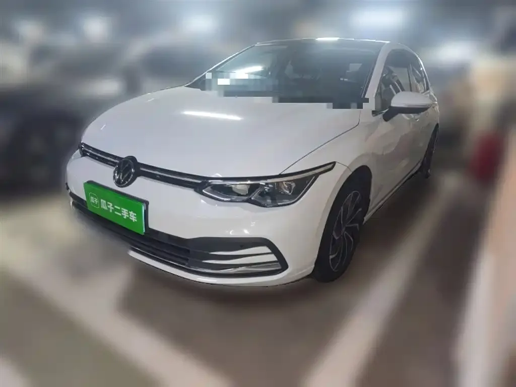 Volkswagen Golf 2024