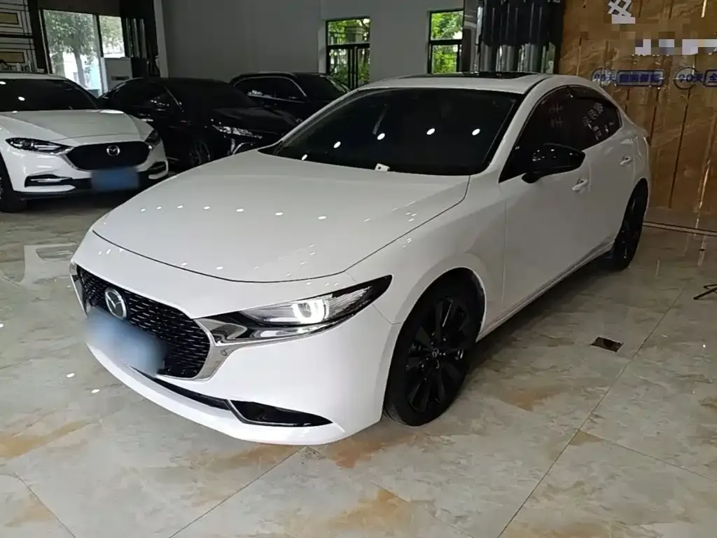 Mazda 3 Axela 2024