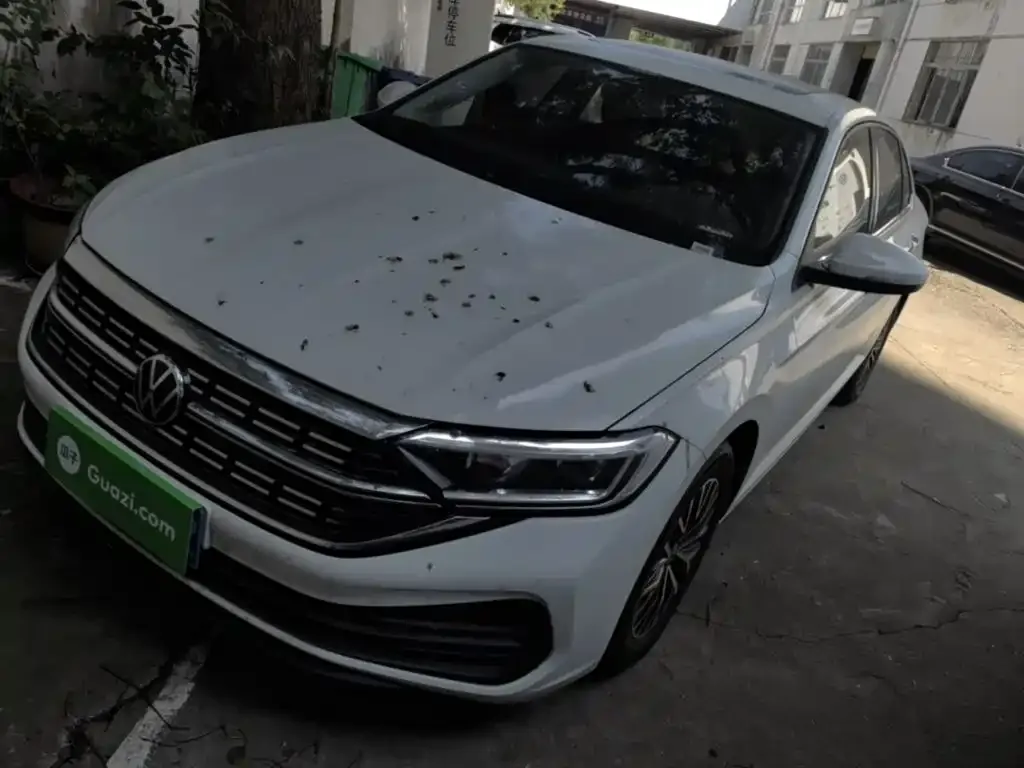 Volkswagen Sagitar 2025