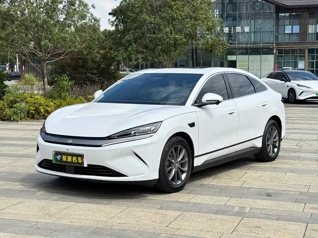 BYD Qin L 2025