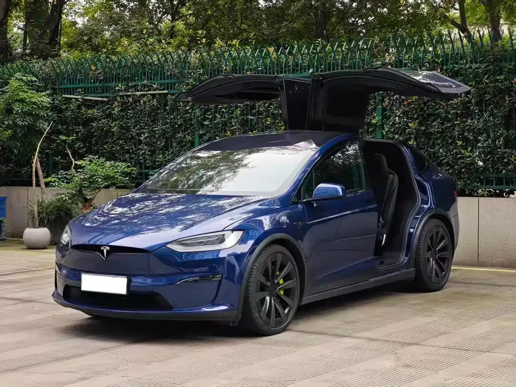 Tesla Model X 2023