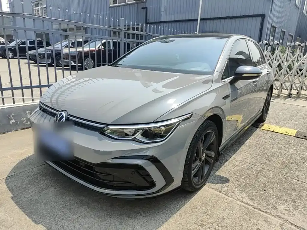 Volkswagen Golf 2024