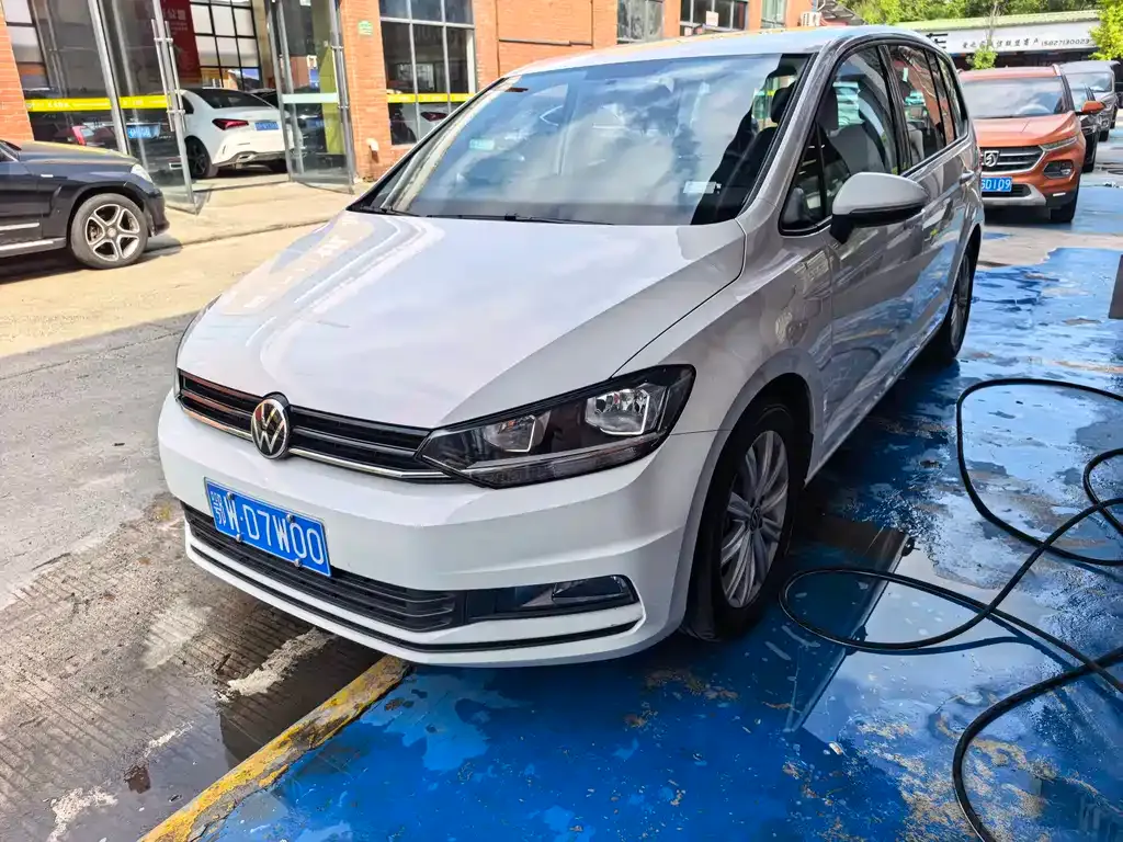 Volkswagen Touran 2024