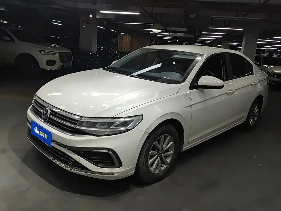 Volkswagen Bora 2023