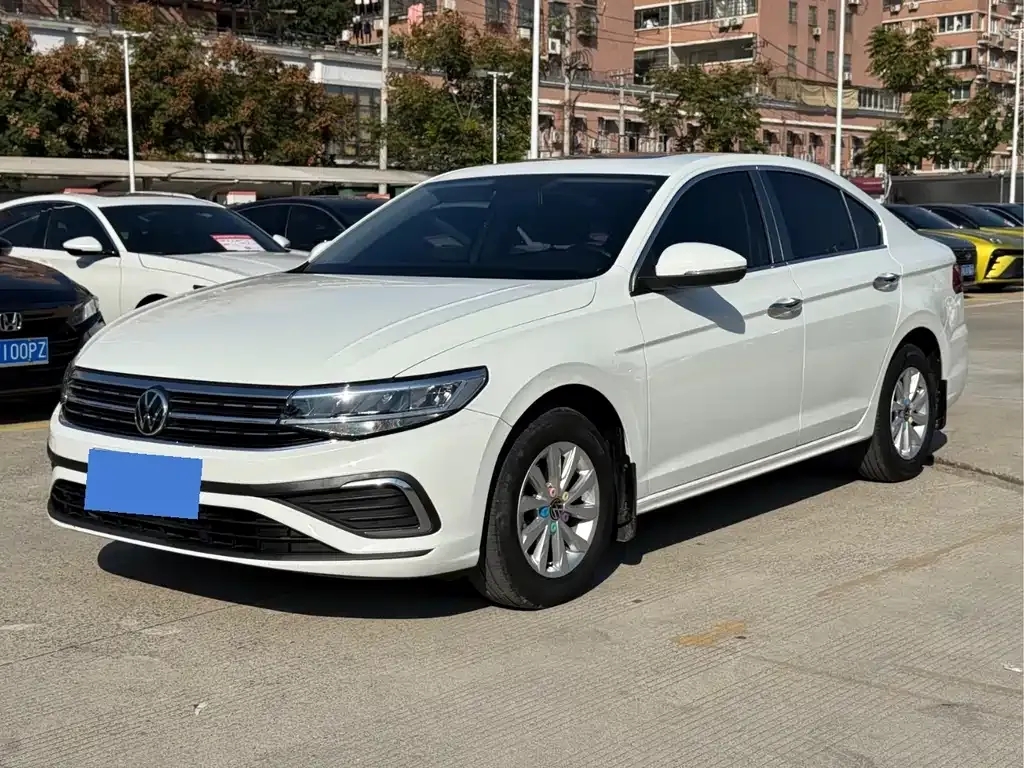 Volkswagen Bora 2023