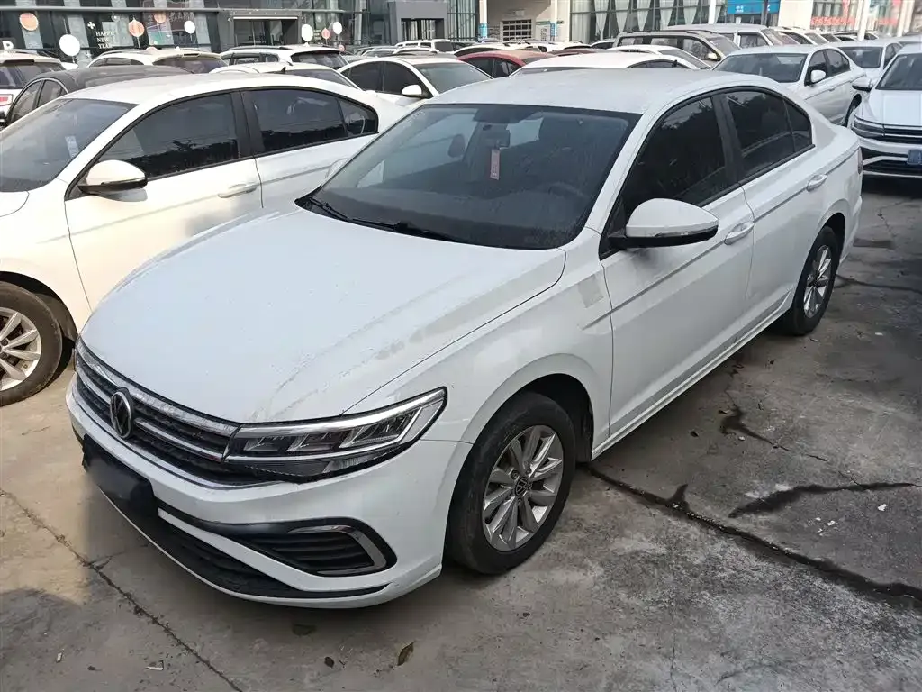 Volkswagen Bora 2024