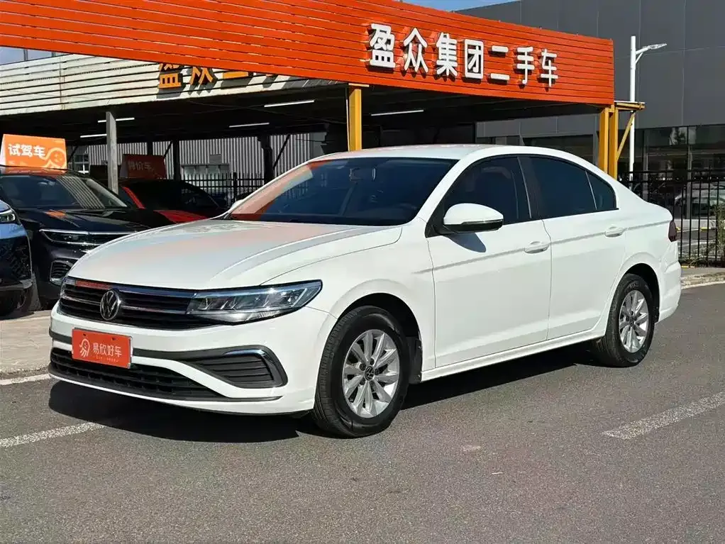 Volkswagen Bora 2023