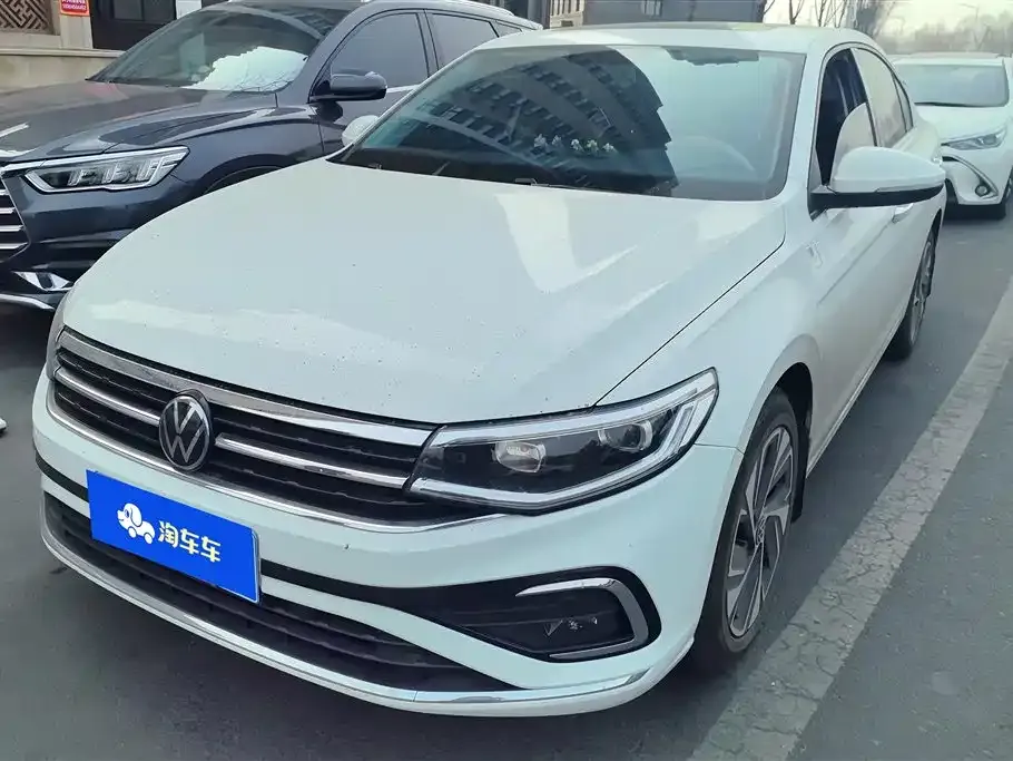 Volkswagen Bora 2023