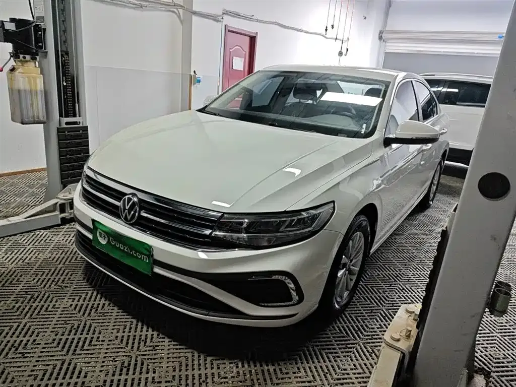 Volkswagen Bora 2024