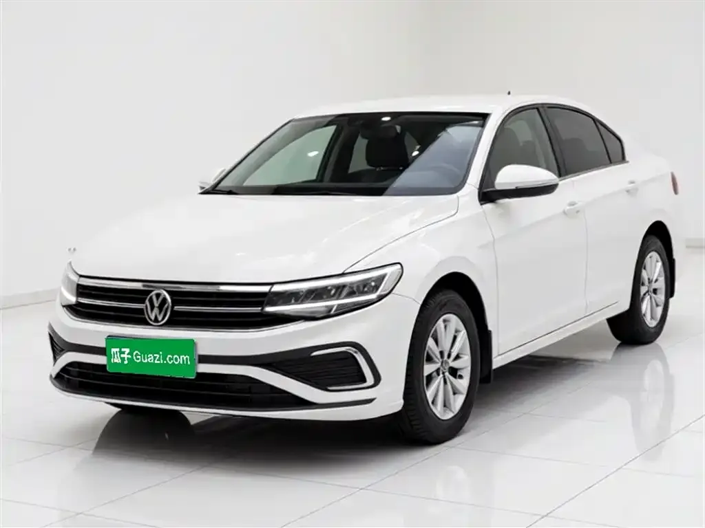 Volkswagen Bora 2023