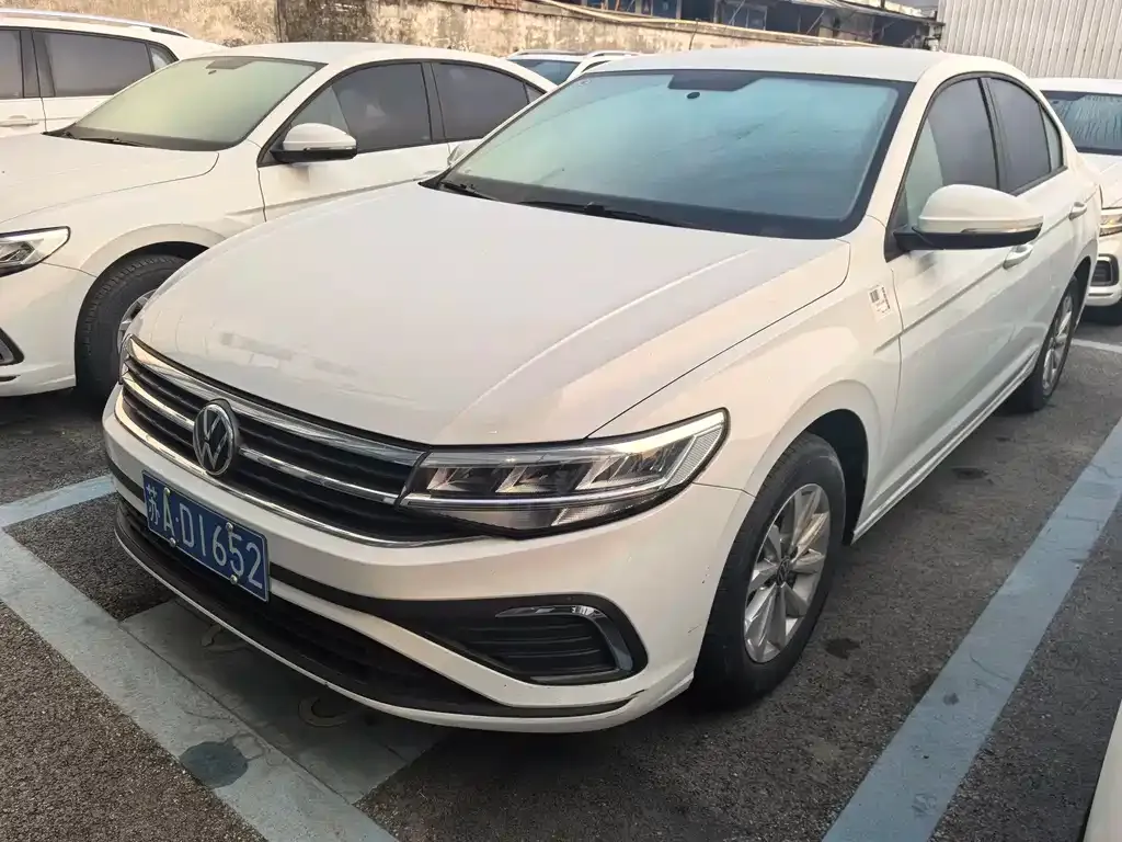 Volkswagen Bora 2024