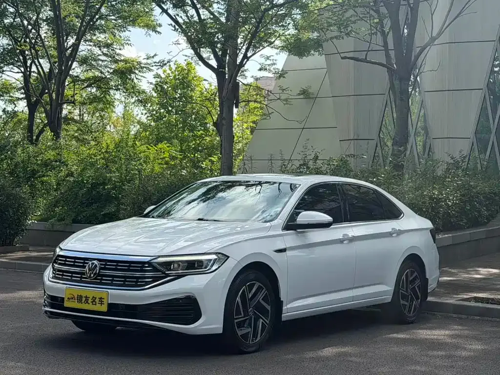 Volkswagen Sagitar 2022