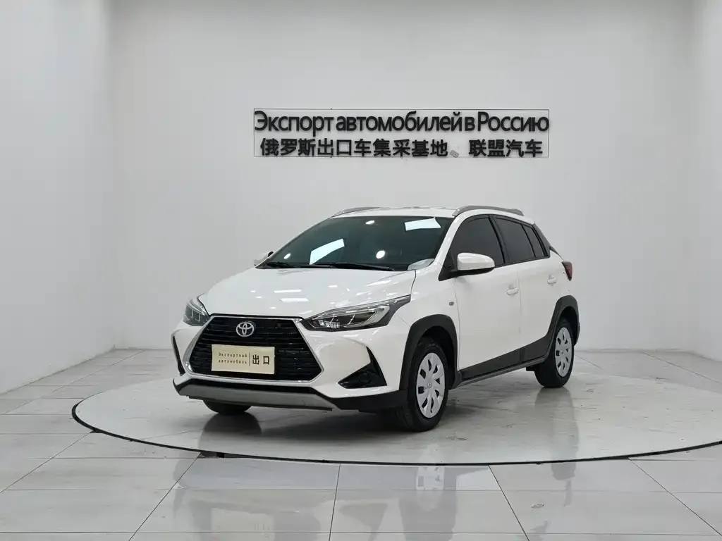 Toyota Yaris L 2022
