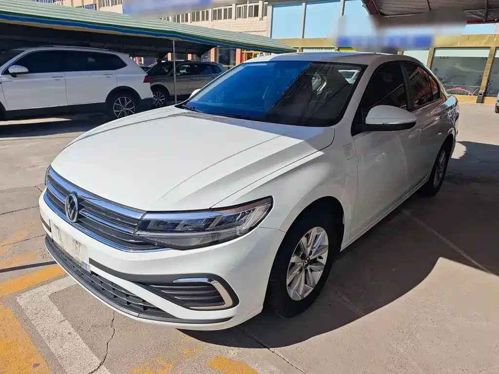 Volkswagen Bora 2024