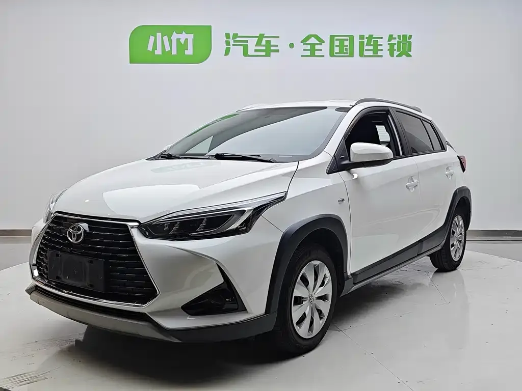 Toyota Yaris L 2022