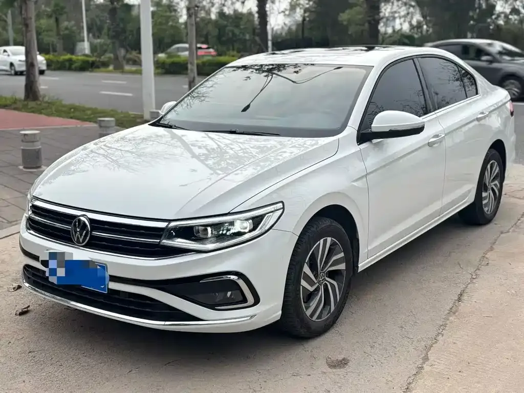 Volkswagen Bora 2023