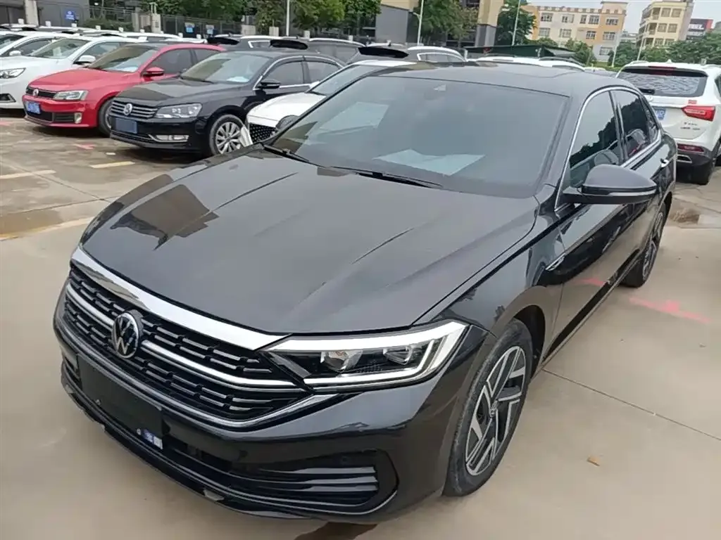 Volkswagen Sagitar 2022