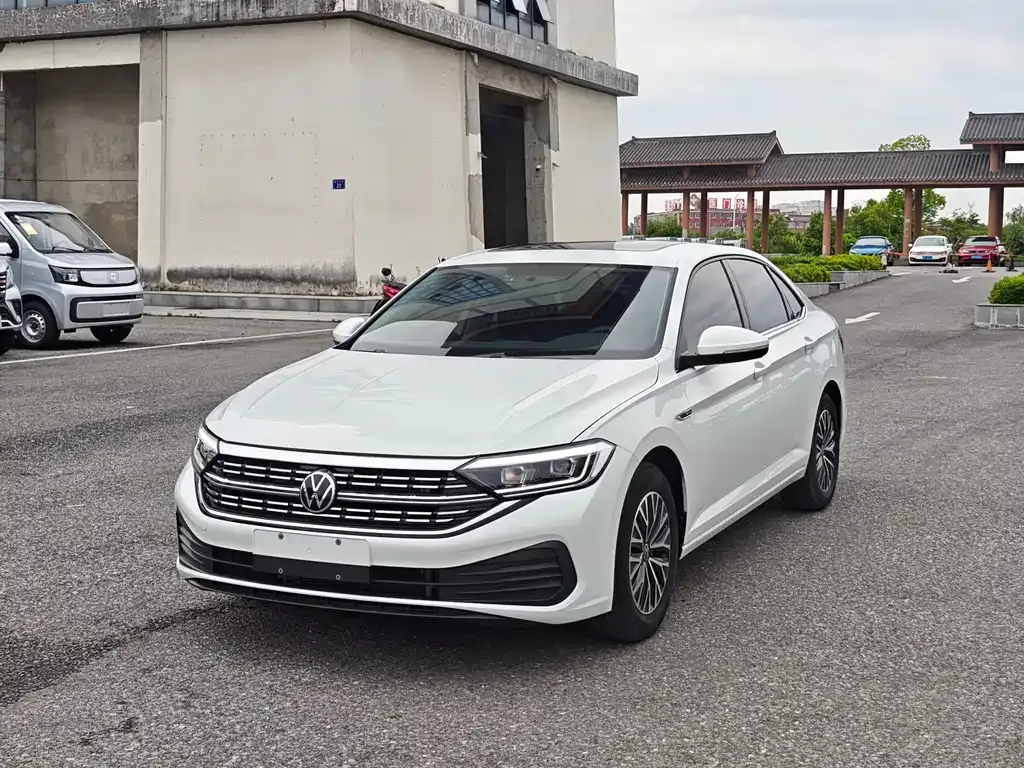 Volkswagen Sagitar 2024