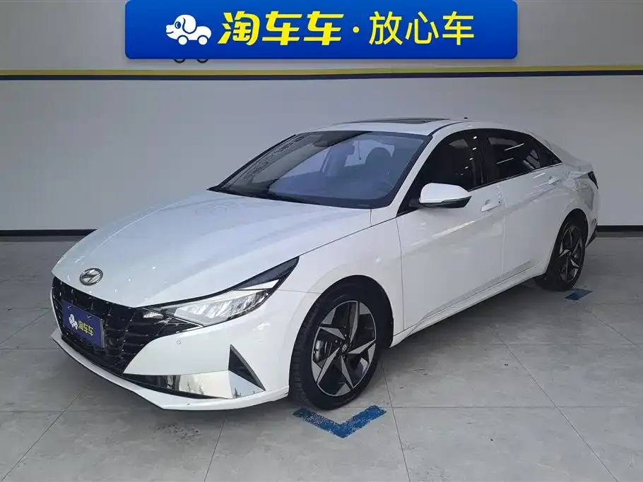 Hyundai Elantra 2023