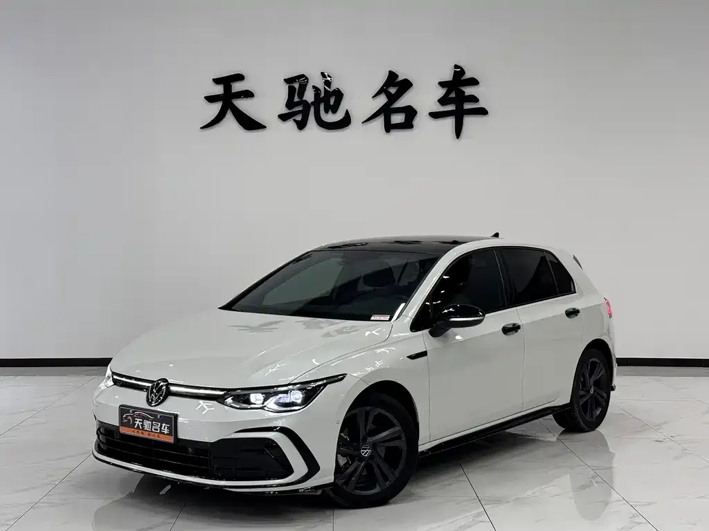 Volkswagen Golf 2024